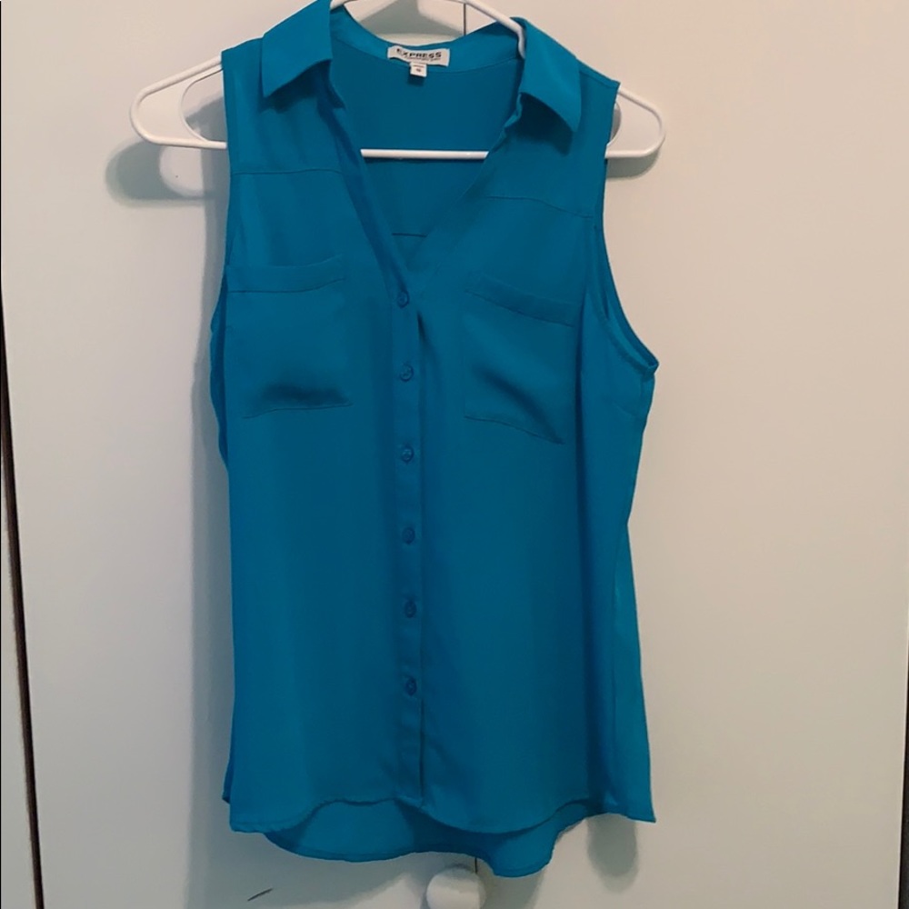 Blue express top!